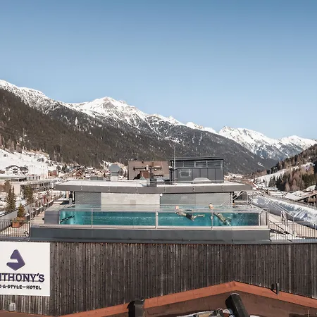 Hotel Anthony's Life & Style - Inklusive Sommerkarte Premium 4*