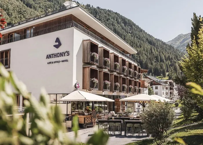 Anthony's Life&style Hotel 4*