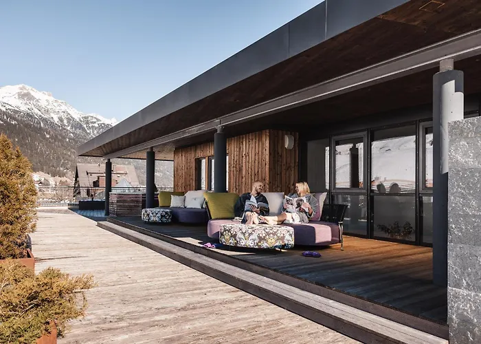 Anthony's Life&style Otel 4*