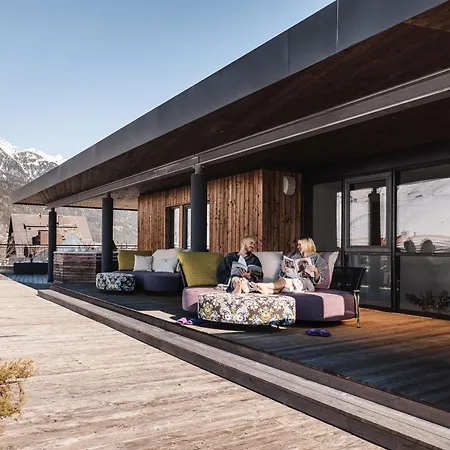 Anthony's Life&style Hotell 4*